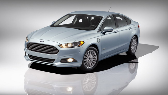 Цены на Ford Fusion Energi начинаются от $39945