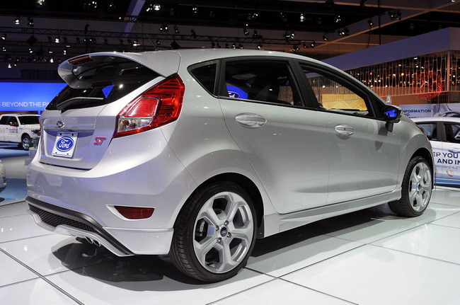 Ford Fiesta ST приносит тепло в B-сегмент