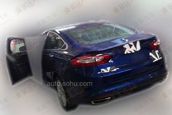 Китайские Ford Mondeo получат блестящий хром