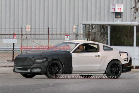 Фотошпионы поймали мул Ford Mustang 2015