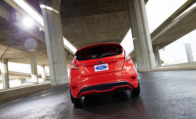 Стоимость Ford Fiesta ST в США начинается от 22195 $