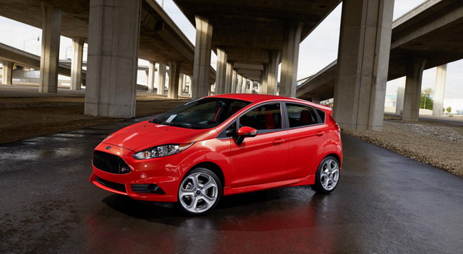 Стоимость Ford Fiesta ST в США начинается от 22195 $