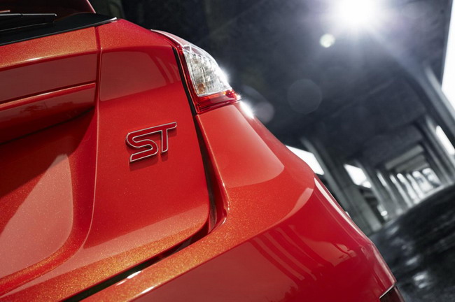 Стоимость Ford Fiesta ST в США начинается от 22195 $
