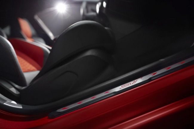 Стоимость Ford Fiesta ST в США начинается от 22195 $
