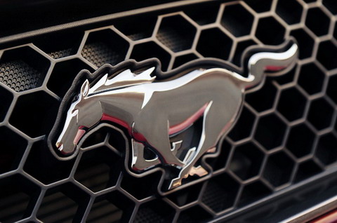 Mustang в США не получит четырехцилиндровый двигатель