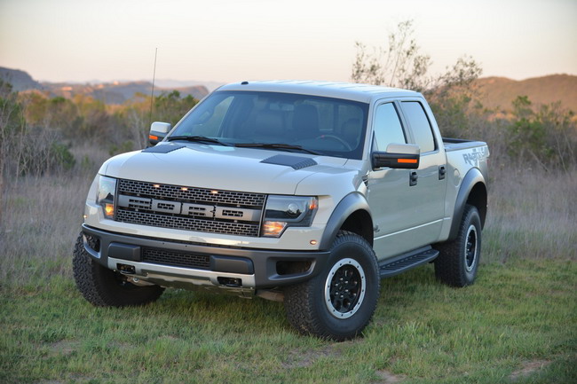 Ford    Raptor 9 