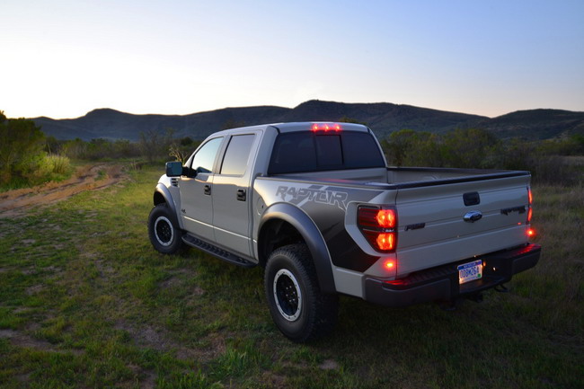 Ford    Raptor 9 