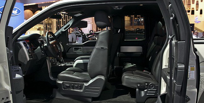 NAIAS 2013: Ford F-150 SVT Raptor