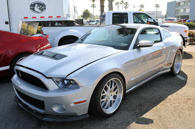 Представлена серийная версия Shelby 1000 Widebody
