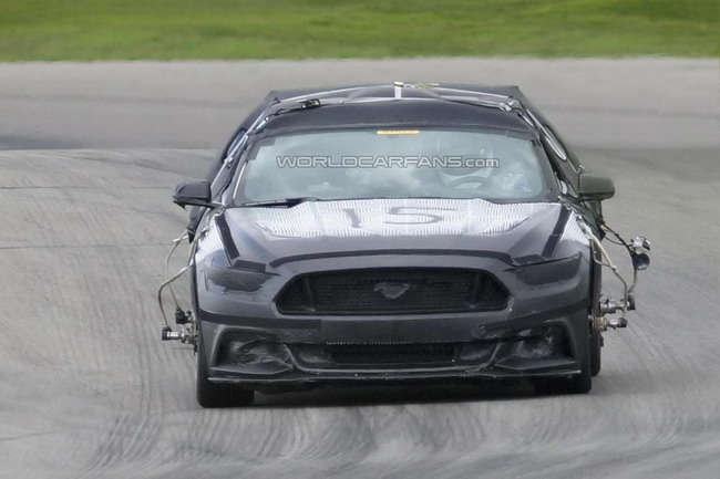 Последние шпионские фотографии Ford Mustang