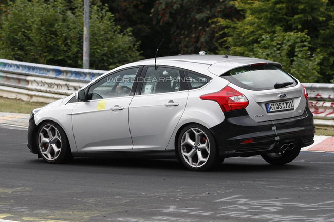Шпионы в очередной раз поймали Ford Focus ST 2014