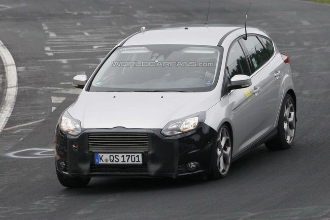Шпионы в очередной раз поймали Ford Focus ST 2014