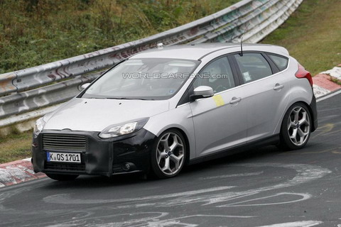 Шпионы в очередной раз поймали Ford Focus ST 2014