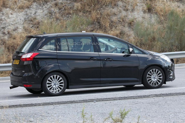    Ford C-MAX 2015