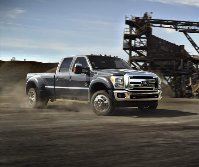 Ford представил модернизированную линейку F-Series