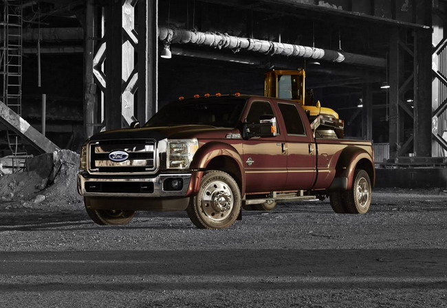Ford представил модернизированную линейку F-Series
