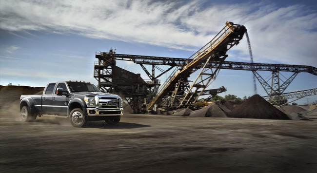 Ford представил модернизированную линейку F-Series
