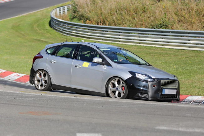  Ford Focus  Focus ST  