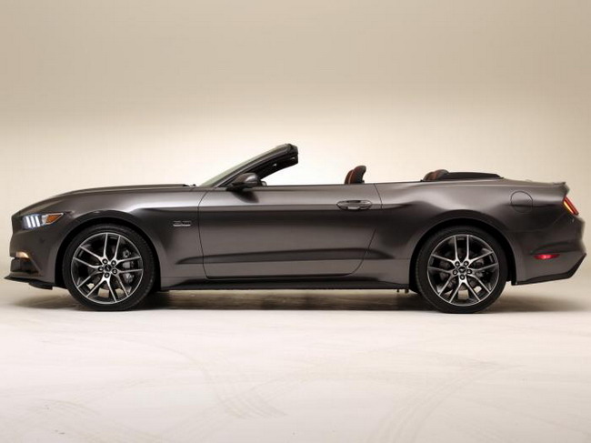 2015 Ford Mustang Convertible представлен