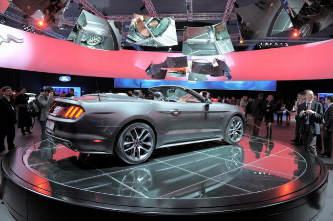 2015 Ford Mustang Convertible 