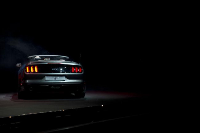 2015 Ford Mustang Convertible представлен