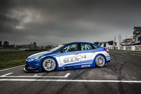 Первый гоночный автомобиль на основе Ford Focus Sedan