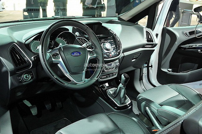 Фото Ford B-Max