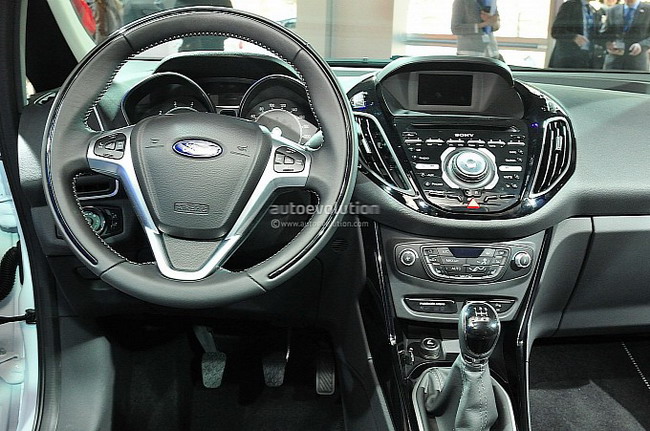 Фото Ford B-Max