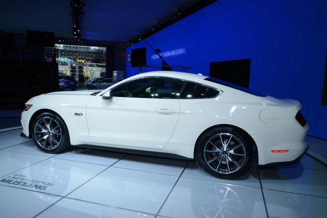 Ford  Mustang 50 Year Limited Edition