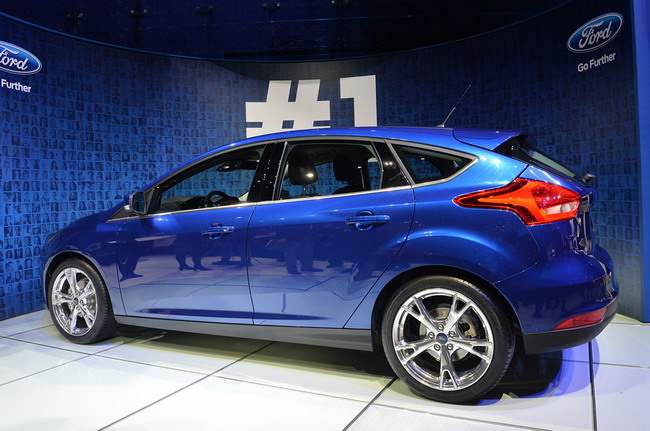 2015 Ford Focus: Видео с Женевского автосалона