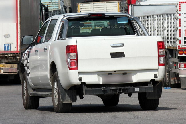Обновленный Ford Ranger впервые пойман шпионами