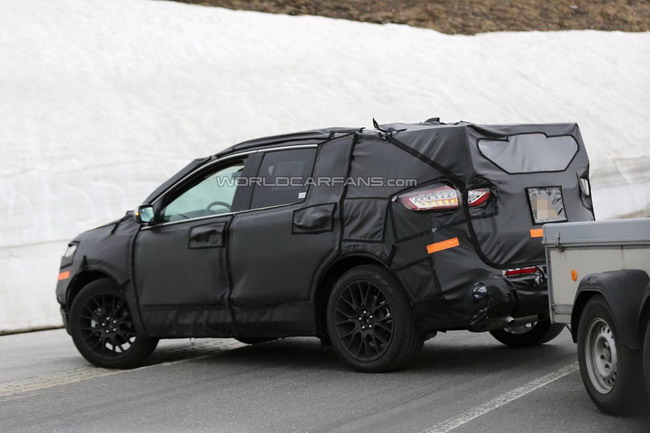 2015 Ford Edge: Первые шпионские фото