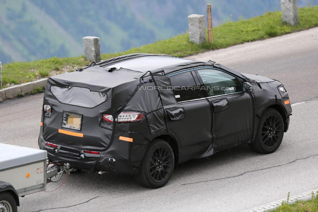 2015 Ford Edge: Первые шпионские фото