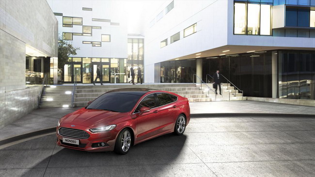 Новый Ford Mondeo поступит к европейским дилерам в октябре