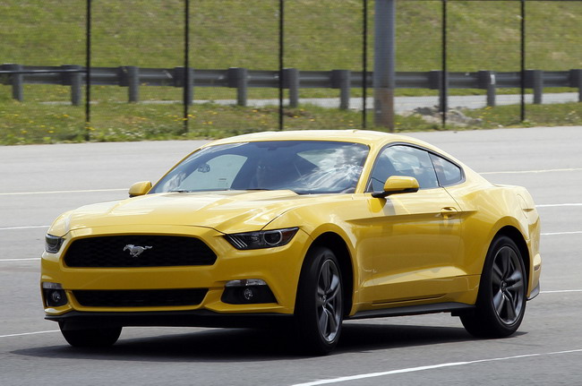 Ford Mustang EcoBoost имеет поддельный звук двигателя